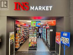 580 - 900 DUFFERIN STREET W Toronto, ON M6H 4A9