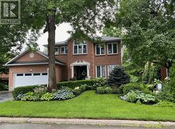 19 KIMMINS COURT  Ottawa, ON K2K 2M4