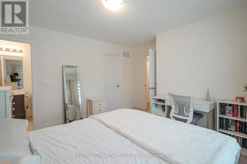 55 Hoad Street, Clarington, ON - Indoor Photo Showing Bedroom