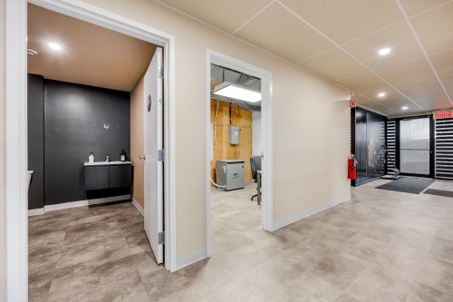 Vue d'ensemble - A-460 Rue St-Charles O., Longueuil (Le Vieux-Longueuil), QC - Indoor Photo Showing Other Room
