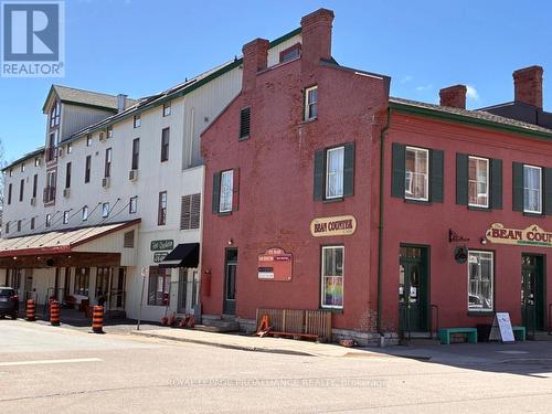 303 - 172 MAIN STREET  Prince Edward County (Picton Ward), ON K0K 2T0
