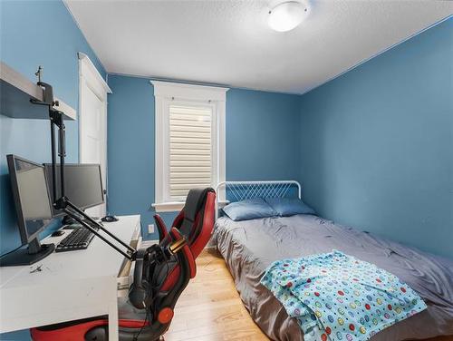 371 Toronto St, Winnipeg, MB 