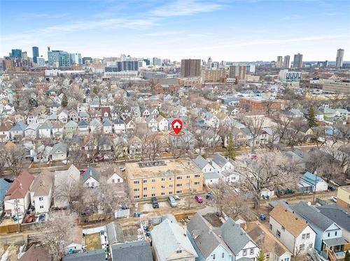 371 Toronto St, Winnipeg, MB 
