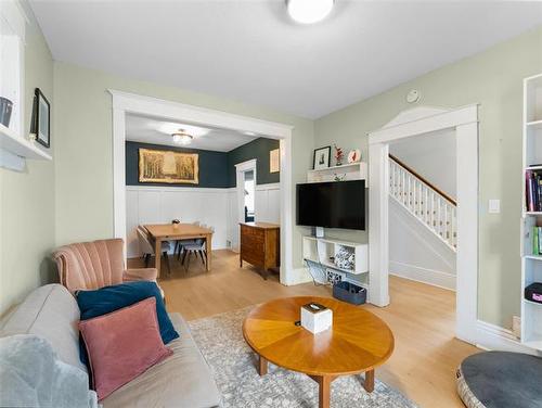 371 Toronto St, Winnipeg, MB 