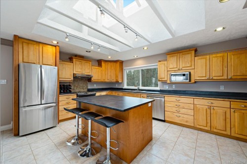 321 Wireless Rd, Comox, BC 