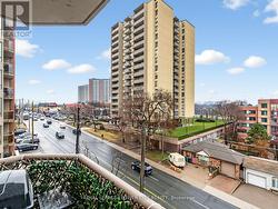 404 - 2088 LAWRENCE AVENUE W Toronto, ON M9N 1J1