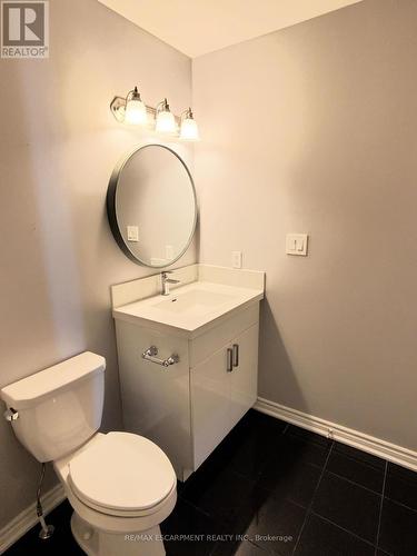 124 Daylily Lane, Kitchener, ON - Indoor Photo Showing Bathroom