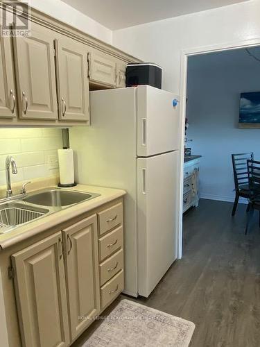 804 - 308 Second Street E, Cornwall, ON - Indoor Photo Showing Kitchen With Double Sink
