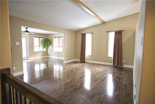 527 Duncan Crescent, Swan River, MB - Indoor Photo Showing Other Room