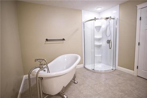 527 Duncan Crescent, Swan River, MB - Indoor Photo Showing Bathroom