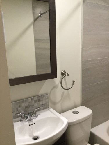 Bathroom - 2-766 81E Avenue, Laval (Chomedey), QC - Indoor Photo Showing Bathroom