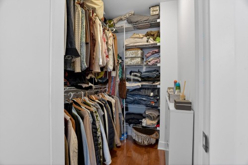 Closet - 508-1548 Rue Des Bassins, Montréal (Le Sud-Ouest), QC - Indoor With Storage