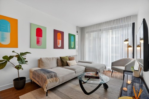 Living Room - 508-1548 Rue Des Bassins, Montréal (Le Sud-Ouest), QC - Indoor Photo Showing Living Room