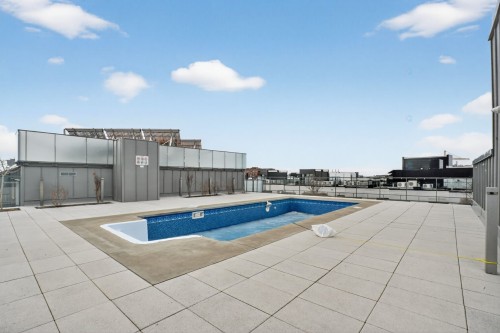 Pool - 508-1548 Rue Des Bassins, Montréal (Le Sud-Ouest), QC - Outdoor With In Ground Pool