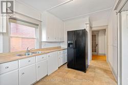 Main Unit Kitchen - 