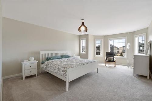 35 Bramblewood Crt, Winnipeg, MB 