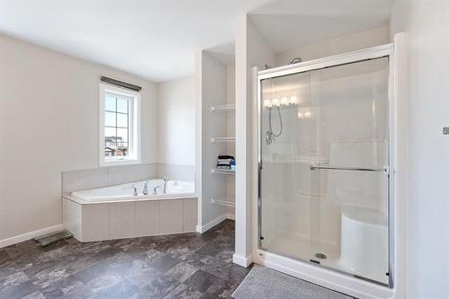 35 Bramblewood Crt, Winnipeg, MB 