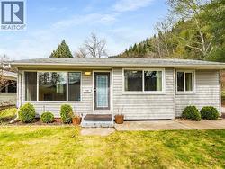 1181 MARIANNA Crescent Trail, BC V1R 1C9