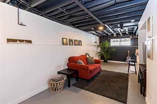 77 Rillwillow Pl, Winnipeg, MB 