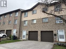 35 - 1121 SANDHURST CIRCLE Toronto, ON M1V 1V4