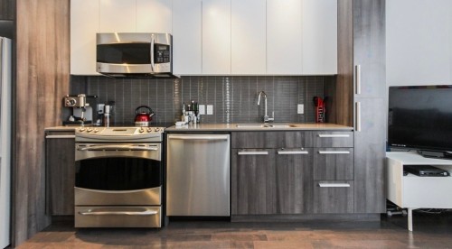 Cuisinette - 115-750 32E Avenue, Montréal (Lachine), QC - Indoor Photo Showing Kitchen With Upgraded Kitchen