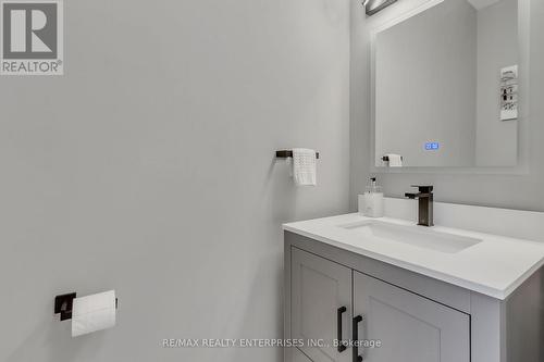 3260 Respond Road, Mississauga, ON - Indoor Photo Showing Bathroom