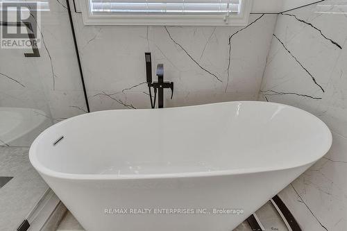 3260 Respond Road, Mississauga, ON - Indoor Photo Showing Bathroom