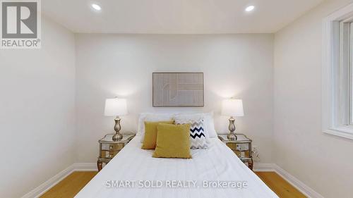 439 Fernleigh Circle N, Richmond Hill, ON - Indoor Photo Showing Bedroom