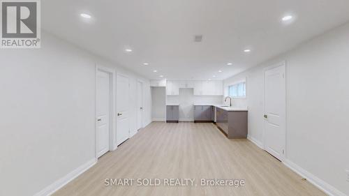 439 Fernleigh Circle N, Richmond Hill, ON - Indoor Photo Showing Other Room
