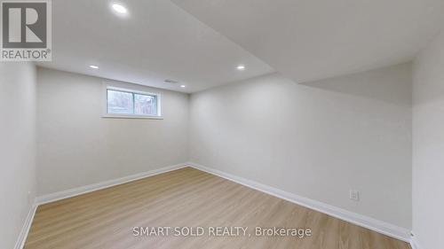 439 Fernleigh Circle N, Richmond Hill, ON - Indoor Photo Showing Other Room