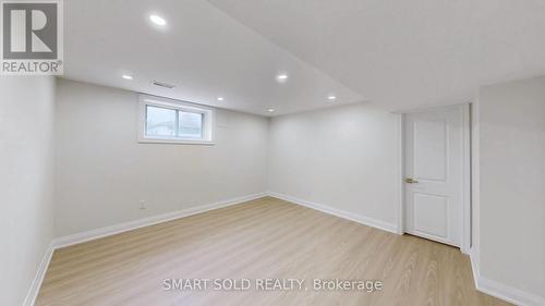 439 Fernleigh Circle N, Richmond Hill, ON - Indoor Photo Showing Other Room