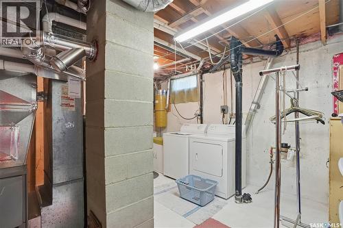 68 Deborah Crescent, Saskatoon, SK - Indoor Photo Showing Laundry Room