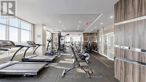 907 - 9205 Yonge Street, Richmond Hill, ON - Indoor Photo Showing Gym Room