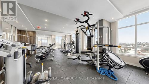 907 - 9205 Yonge Street, Richmond Hill, ON - Indoor Photo Showing Gym Room