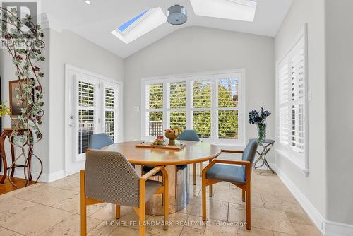 94 Pathlane Road, Richmond Hill, ON - Indoor Photo Showing Dining Room