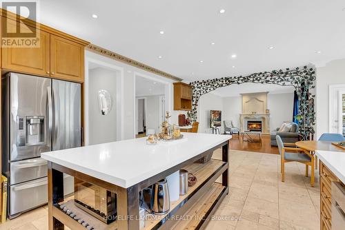94 Pathlane Road, Richmond Hill, ON - Indoor Photo Showing Kitchen With Fireplace