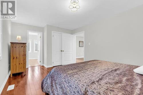 94 Pathlane Road, Richmond Hill, ON - Indoor Photo Showing Bedroom