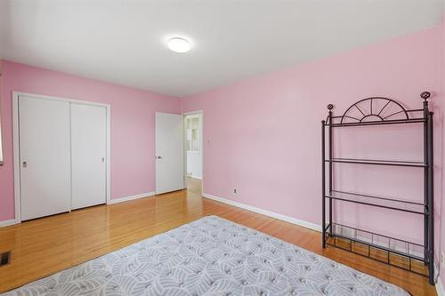 17 Durham Bay, Winnipeg, MB 