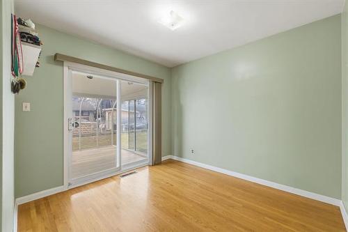 17 Durham Bay, Winnipeg, MB 