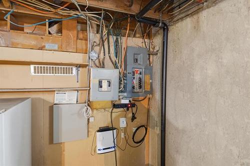 17 Durham Bay, Winnipeg, MB 