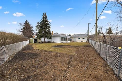 17 Durham Bay, Winnipeg, MB 