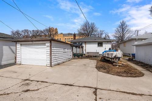 1254 Barratt Ave, Winnipeg, MB 