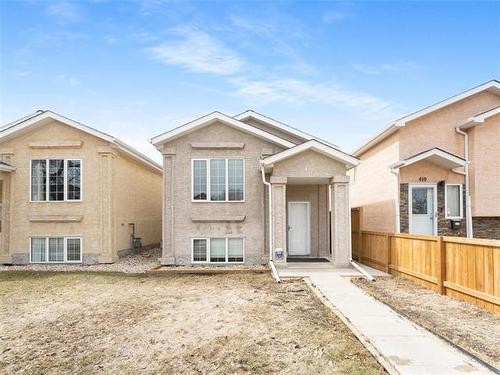 406 Parkview ST  Winnipeg, MB R3J 1S6