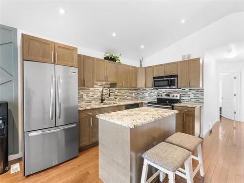 406 Parkview St, Winnipeg, MB 