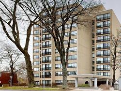 201 6095 Coburg Road  Halifax Peninsula, NS B3K 4K1