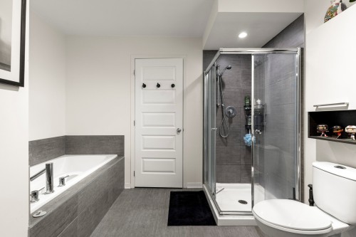 Bathroom - 303-3157 Boul. De La Gare, Vaudreuil-Dorion, QC - Indoor Photo Showing Bathroom