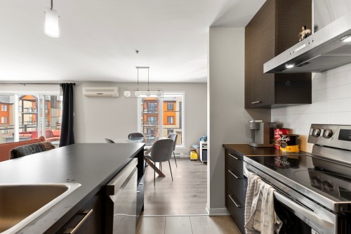 Kitchen - 303-3157 Boul. De La Gare, Vaudreuil-Dorion, QC - Indoor Photo Showing Kitchen