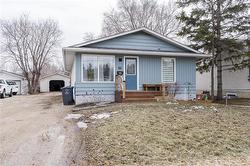 116 Hindley AVE  Winnipeg, MB R2M 1P7