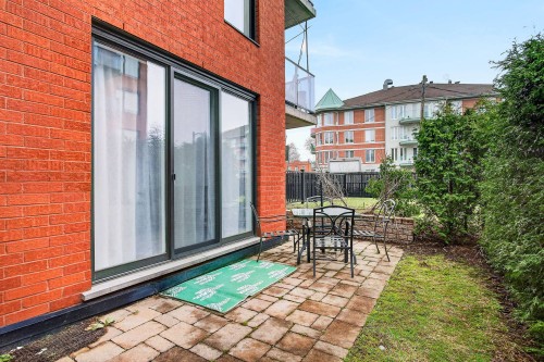 Courtyard - 102-375 Rue Décarie, Montréal (Saint-Laurent), QC - Outdoor With Deck Patio Veranda With Exterior
