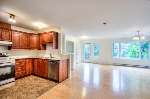 Kitchen - 6862 Av. Irwin, Montréal (Le Sud-Ouest), QC - Indoor Photo Showing Kitchen
